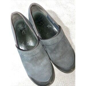 Dansko Women’s Medical Clogs Size 41 U.S. 10 M Gray Leather Hospital Clinic